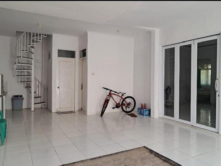 Palm Hills Cilegon Βίλα Εξωτερικό φωτογραφία